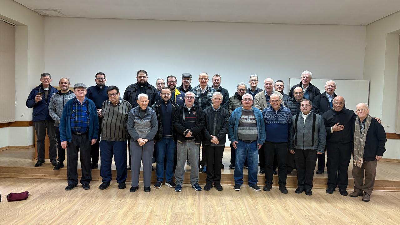 Espiritualidade Integral foi tema de retiro ao grupo de presbíteros da Arquipoa