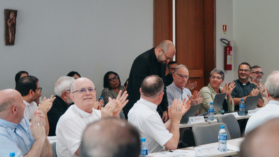 Conselho Permanente acolhe padre Tiago Ávila Camargo como novo subsecretário adjunto de Pastoral