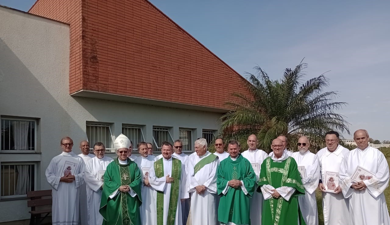 Futuros diáconos permanentes participam de retiro no Seminário de Viamão