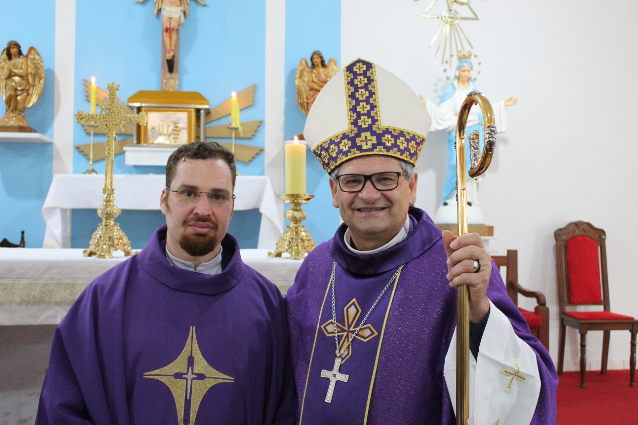 O mundo na Arquidiocese: um frei venezuelano na paróquia de Eldorado do Sul