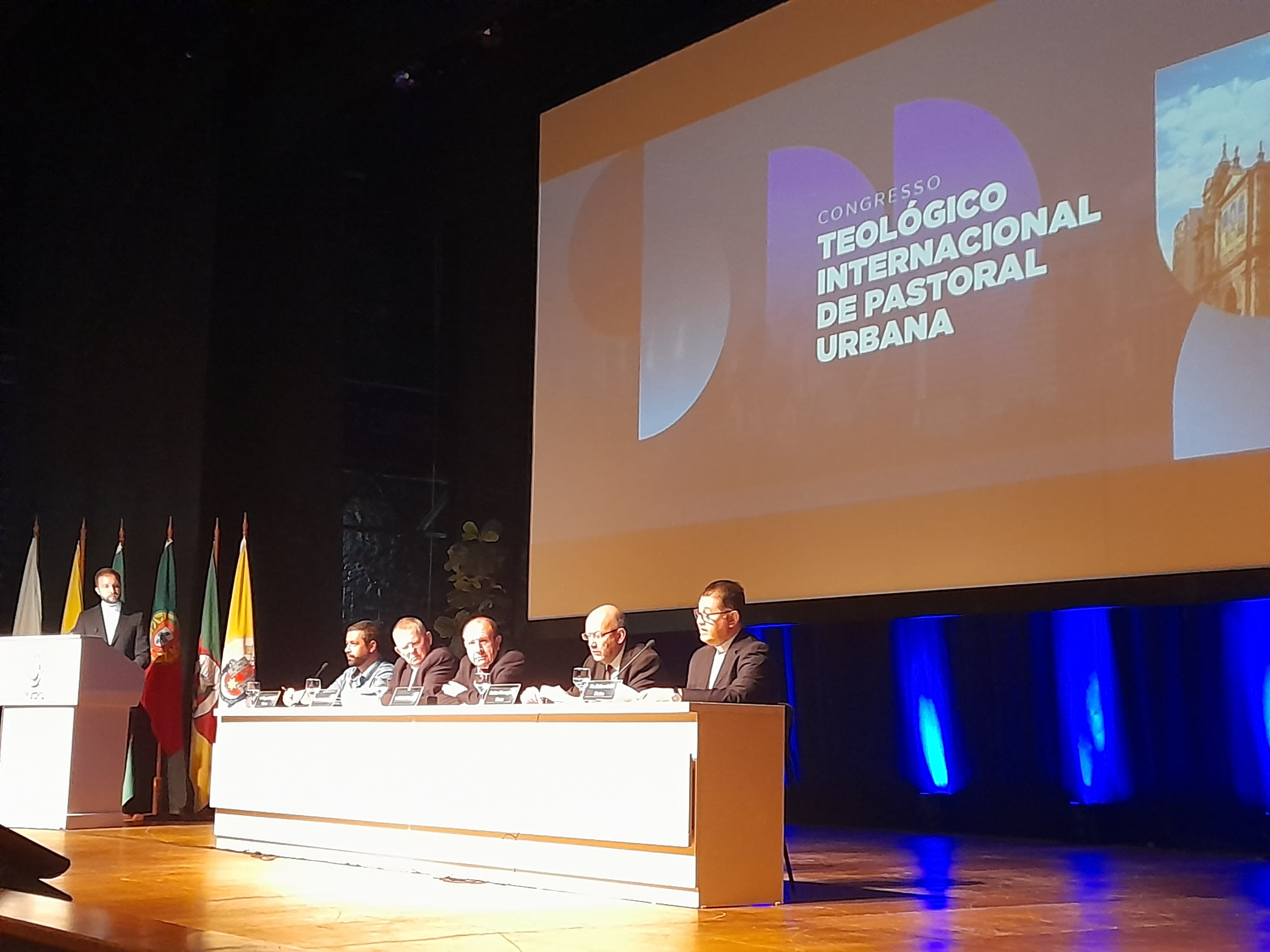 Arcebispo de Porto Alegre participa da abertura do Congresso Teológico Internacional de Pastoral Urbana