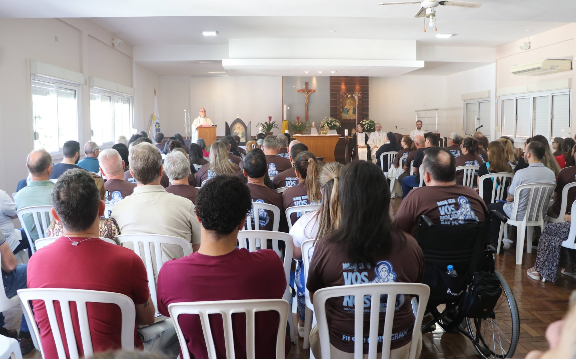 Consagração à Aliança de Amor reúne 80 peregrinos no Santuário Tabor Maria Cor Ecclesiae, em Porto Alegre
