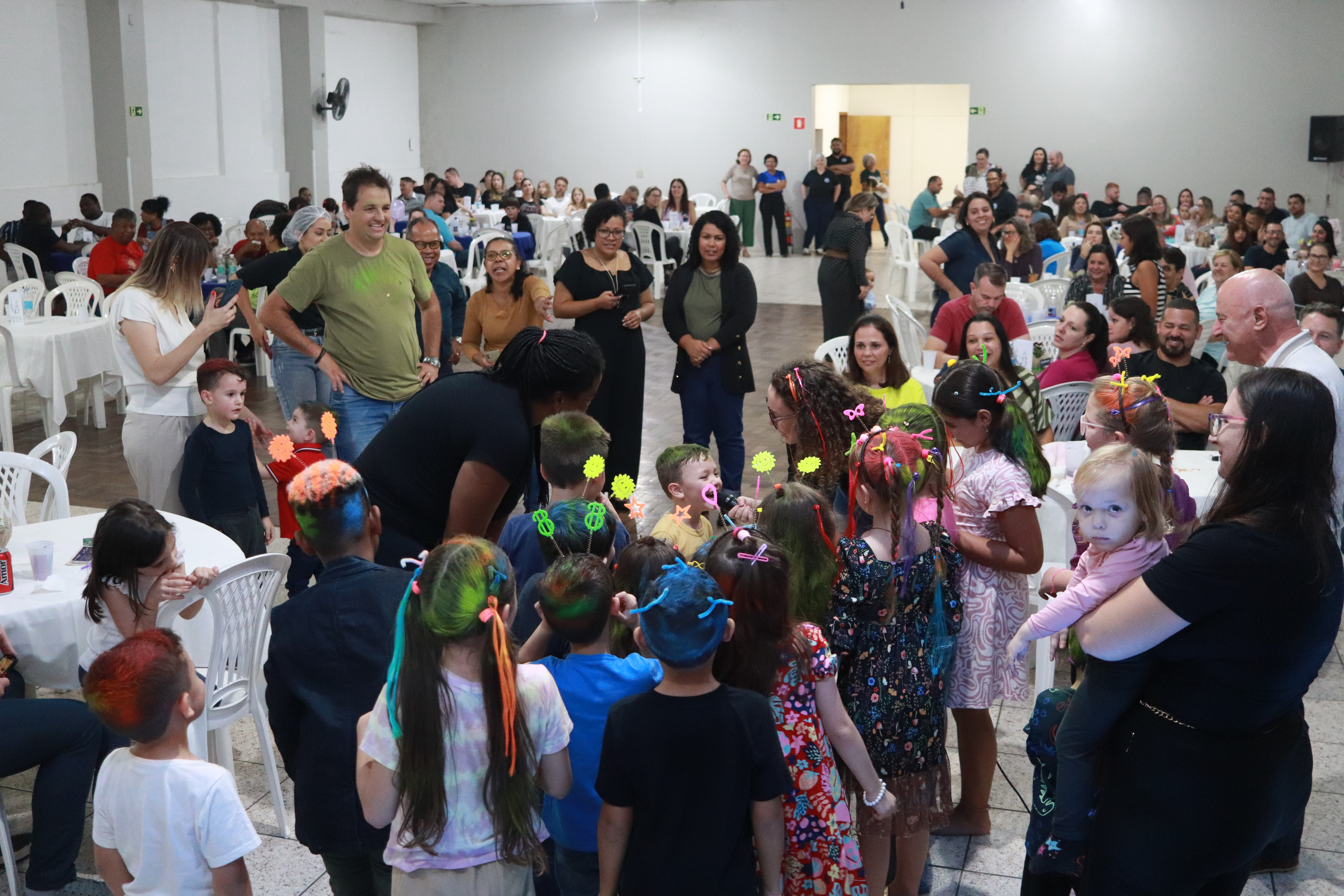 Festa da Família reúne mais de 250 pessoas na Paróquia Nossa Senhora dos Anjos em Gravataí