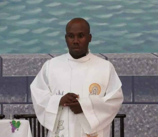 O mundo na arquidiocese: padre James-Son Mercure, do Haiti para Porto Alegre