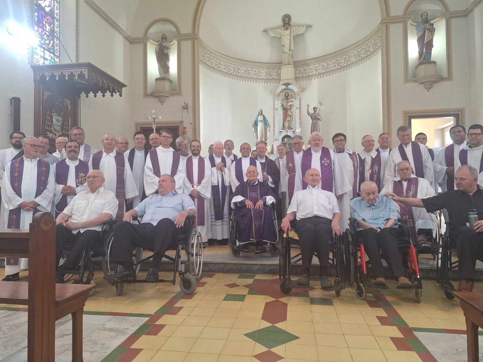 Cônego Melo celebra 70 anos de ordenação no Seminário São José