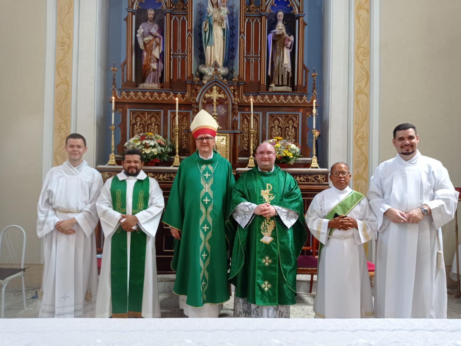Novos párocos tomam posse na Arquidiocese