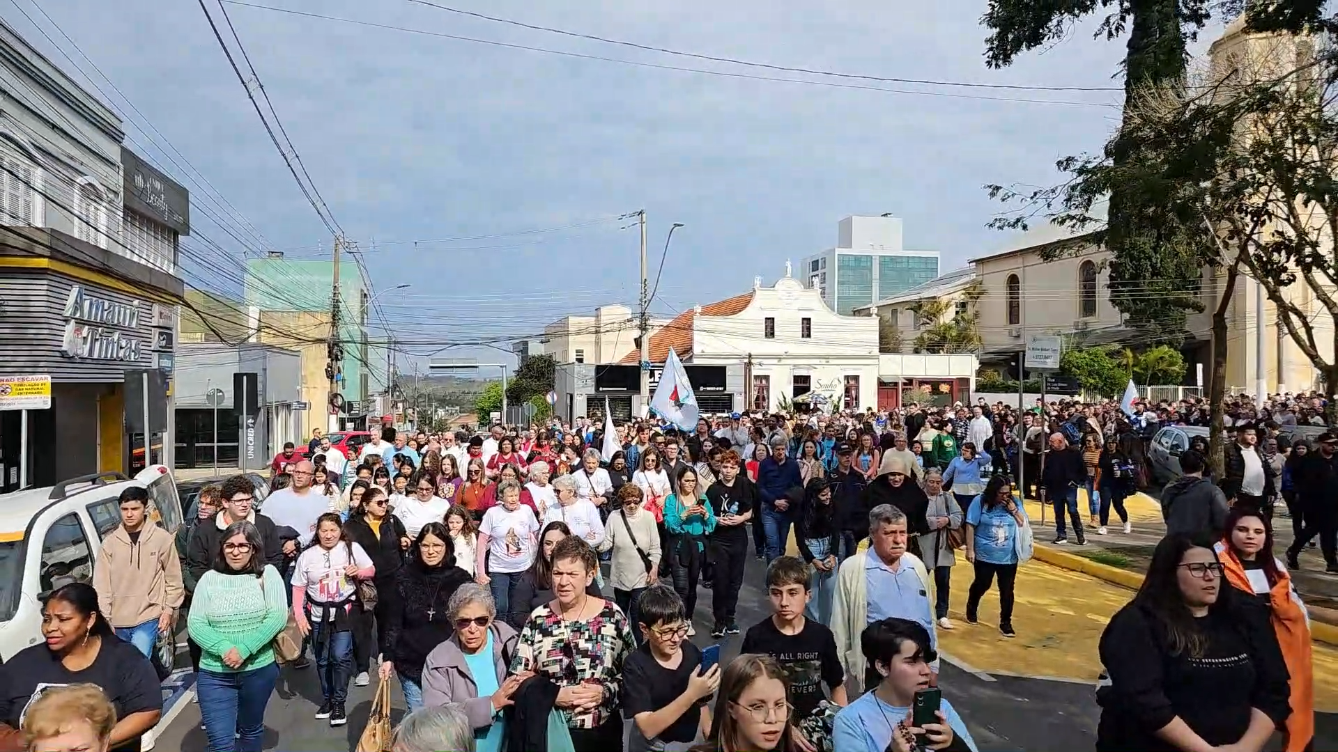 Jovens participam da Romaria Vocacional e Festa da Luz em Gravataí