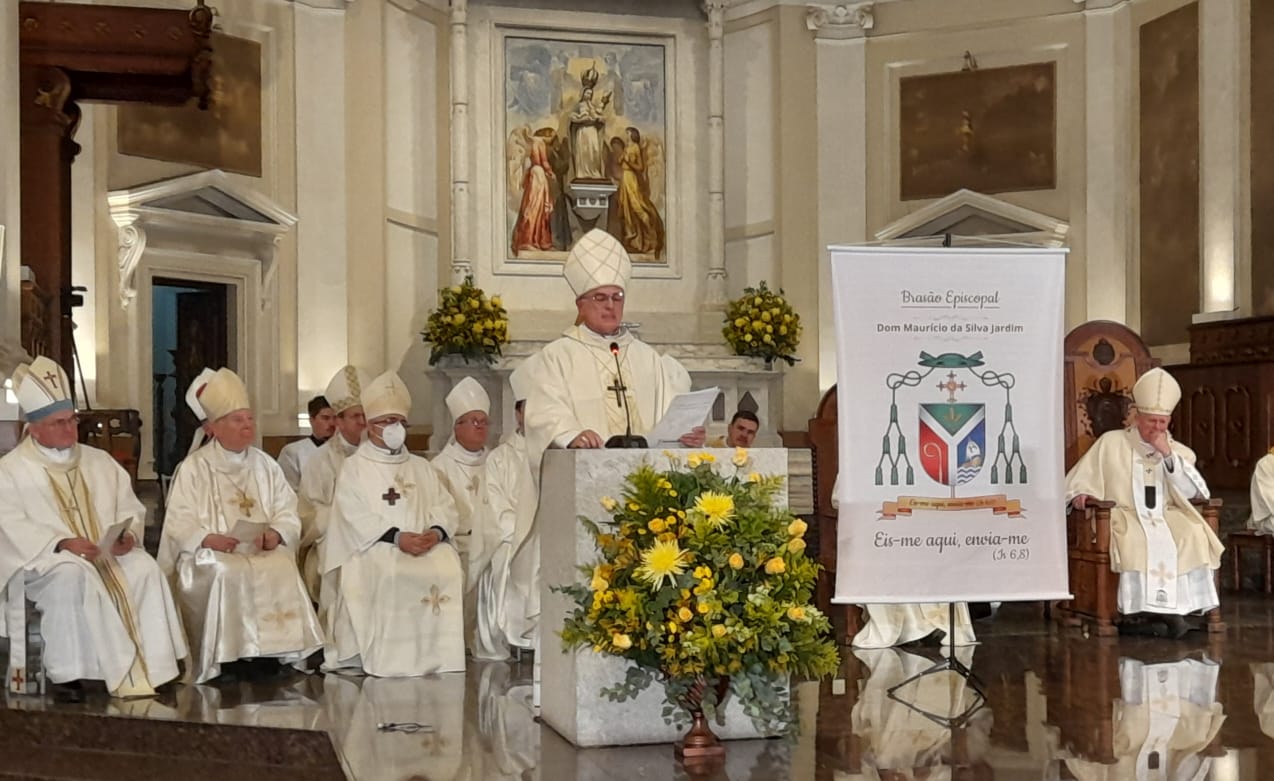 Do clero da Arquidiocese de Porto Alegre ao episcopado: Dom Maurício Jardim, bispo de Rondonópolis-Guiratinga
