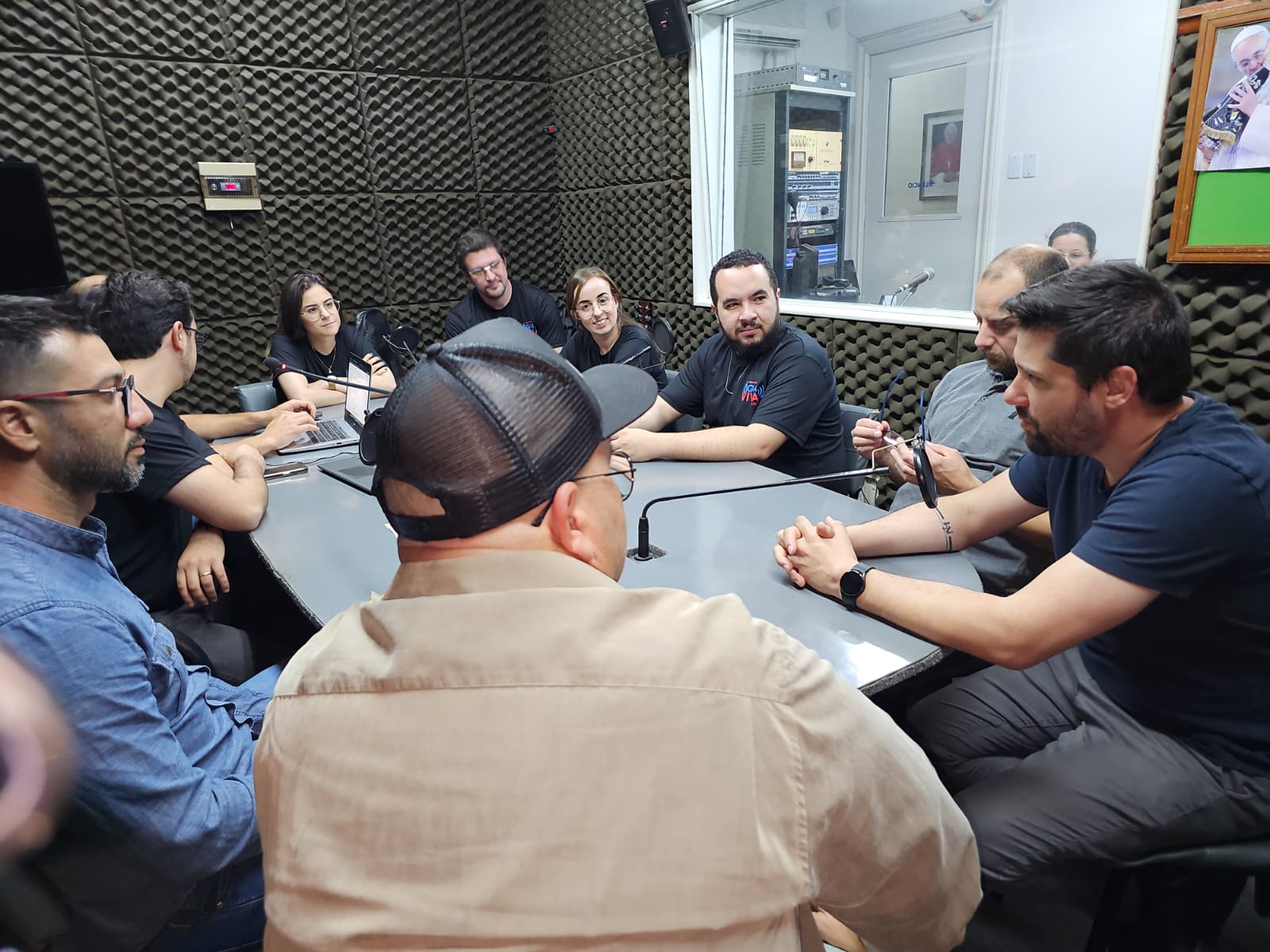 Banda Surfistas da Paz lança música que leva mensagem de fé ao ritmo do surf