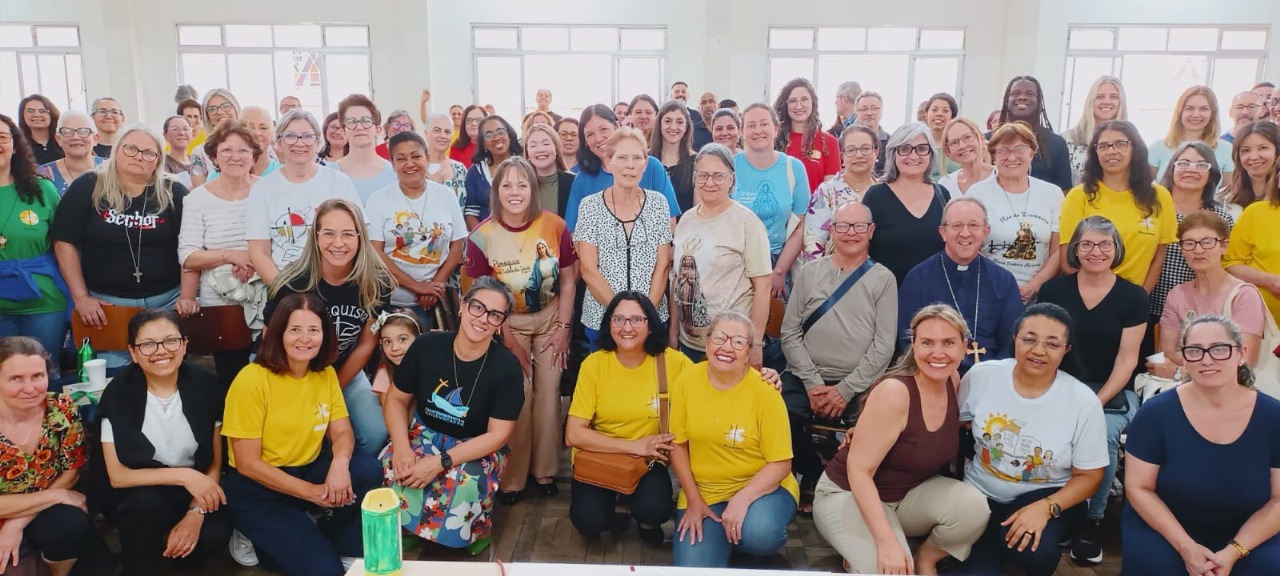 Encontro arquidiocesano reúne coordenadores paroquiais da IVC em Porto Alegre