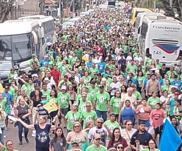 Romaria das Capelinhas convoca para renovação a esperança