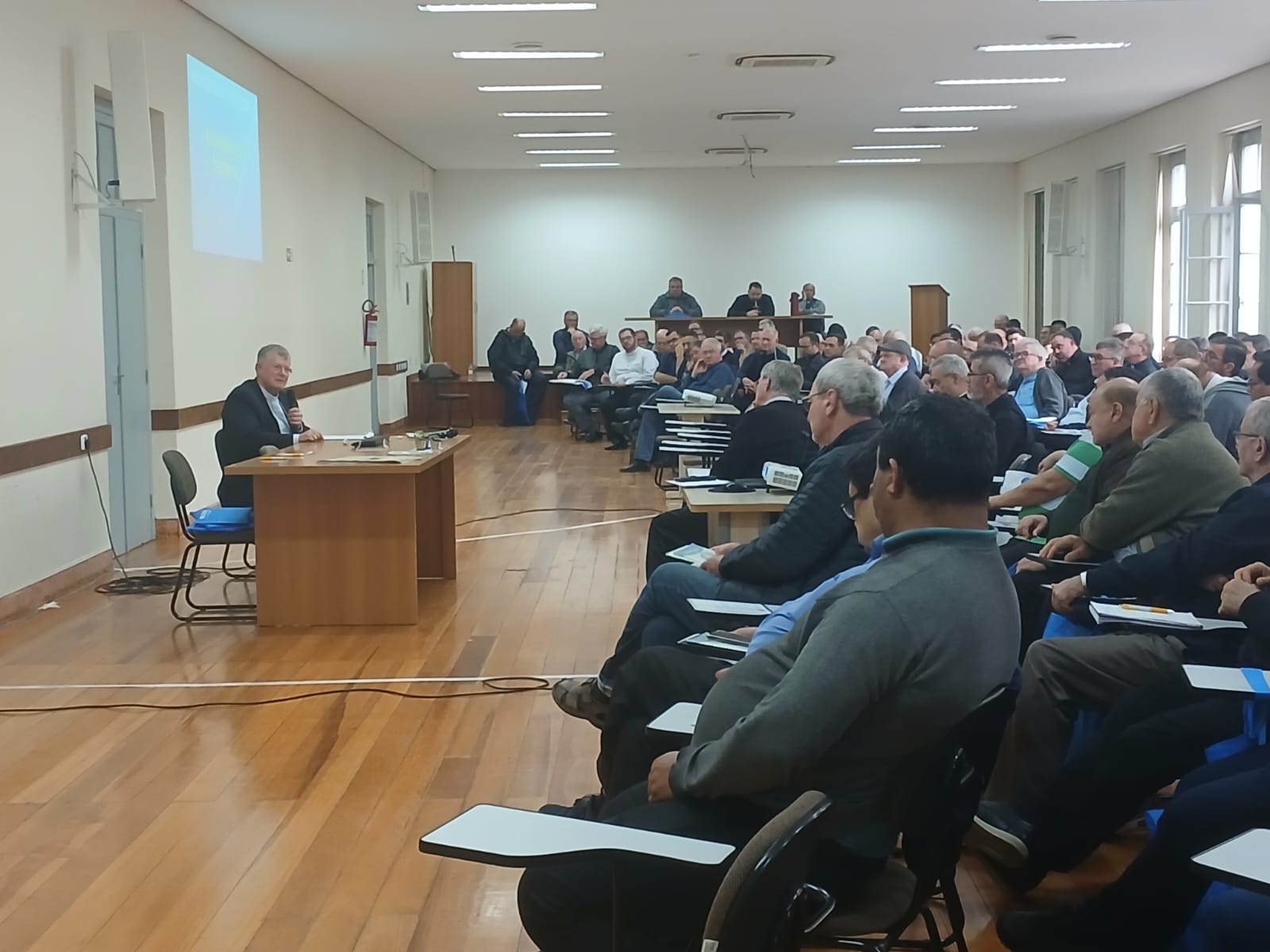 Encontro do Clero da Arquidiocese de Porto Alegre reforça comunhão e missão sacerdotal