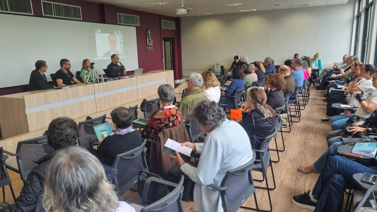 Arquidiocese de Porto Alegre participa do lançamento do Manual de Catequética