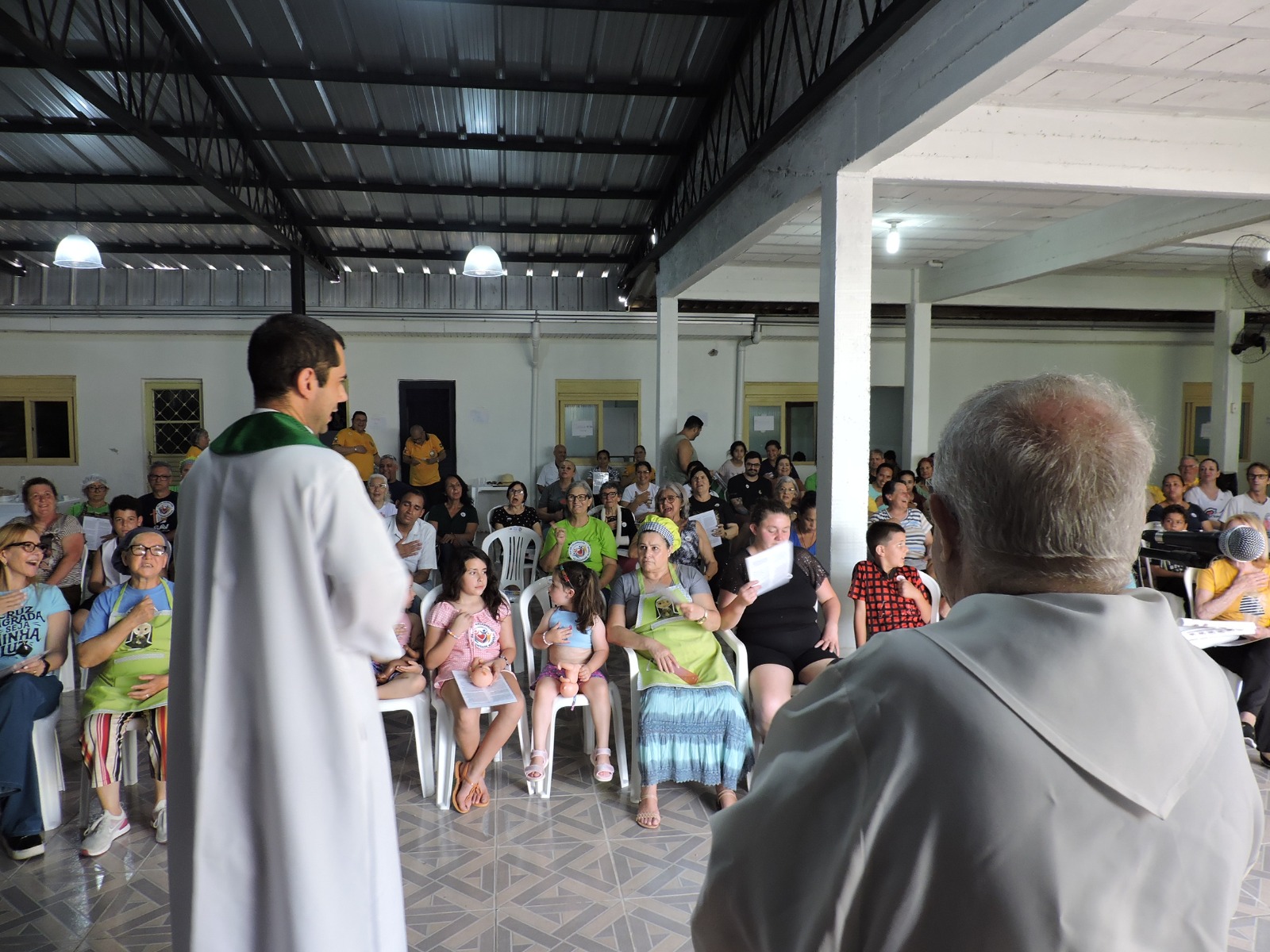 Paróquia Santa Rita de Cássia celebra o Dia Mundial dos Pobres com ações de solidariedade 