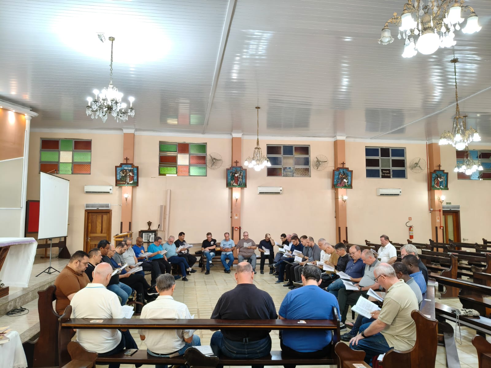 Clero do Vicariato de Gravataí realiza primeiro encontro do ano em Alvorada