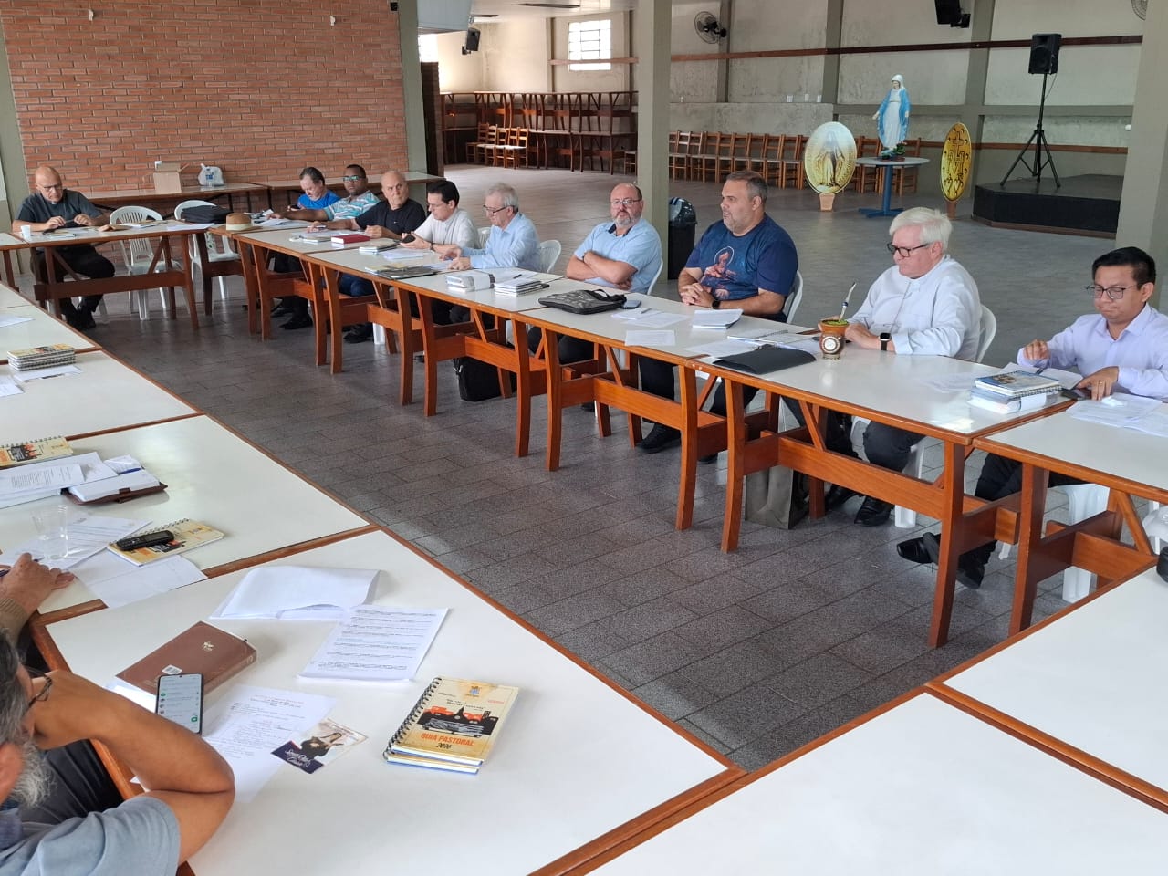 Vicariato Sul realiza encontro com coordenadores paroquiais para avaliar desafios e conquistas 