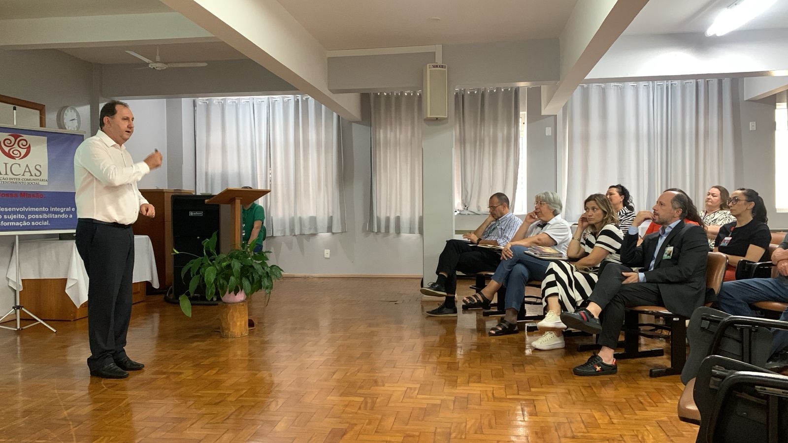 Hospitais debatem relação dentre moradia digna e saúde 