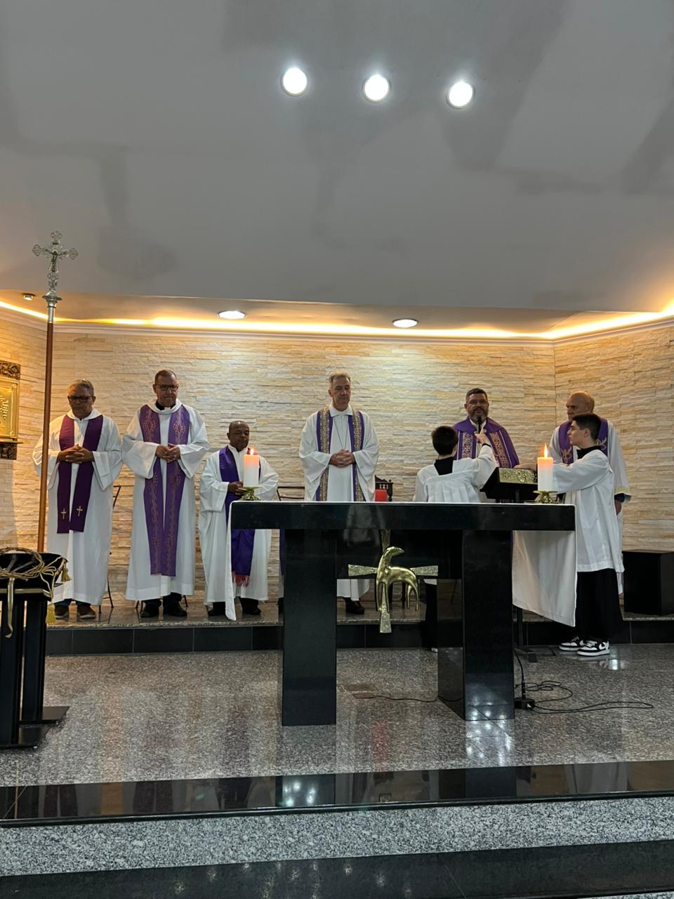 Mutirão das Confissões reúne fiéis na Paróquia Menino Jesus de Praga, em Porto Alegre