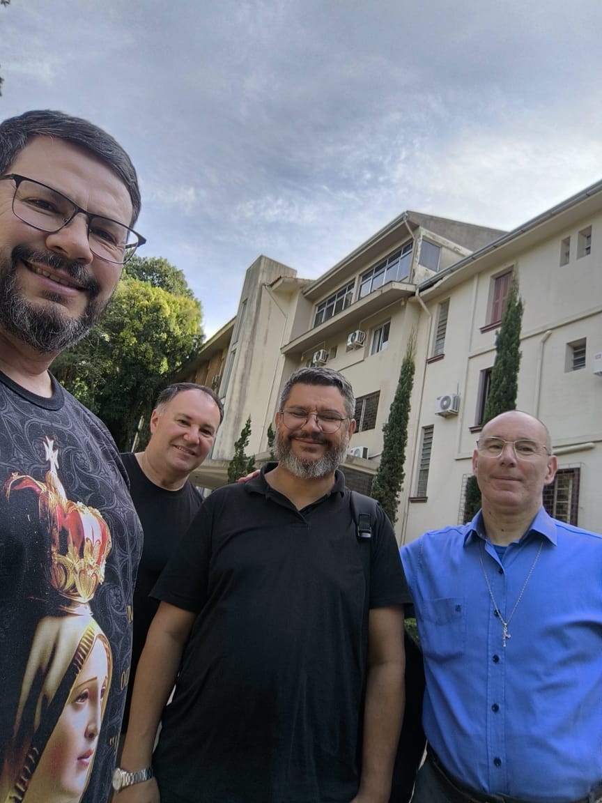 Presbíteros participam de encontro anual de fraternidade em Porto Alegre