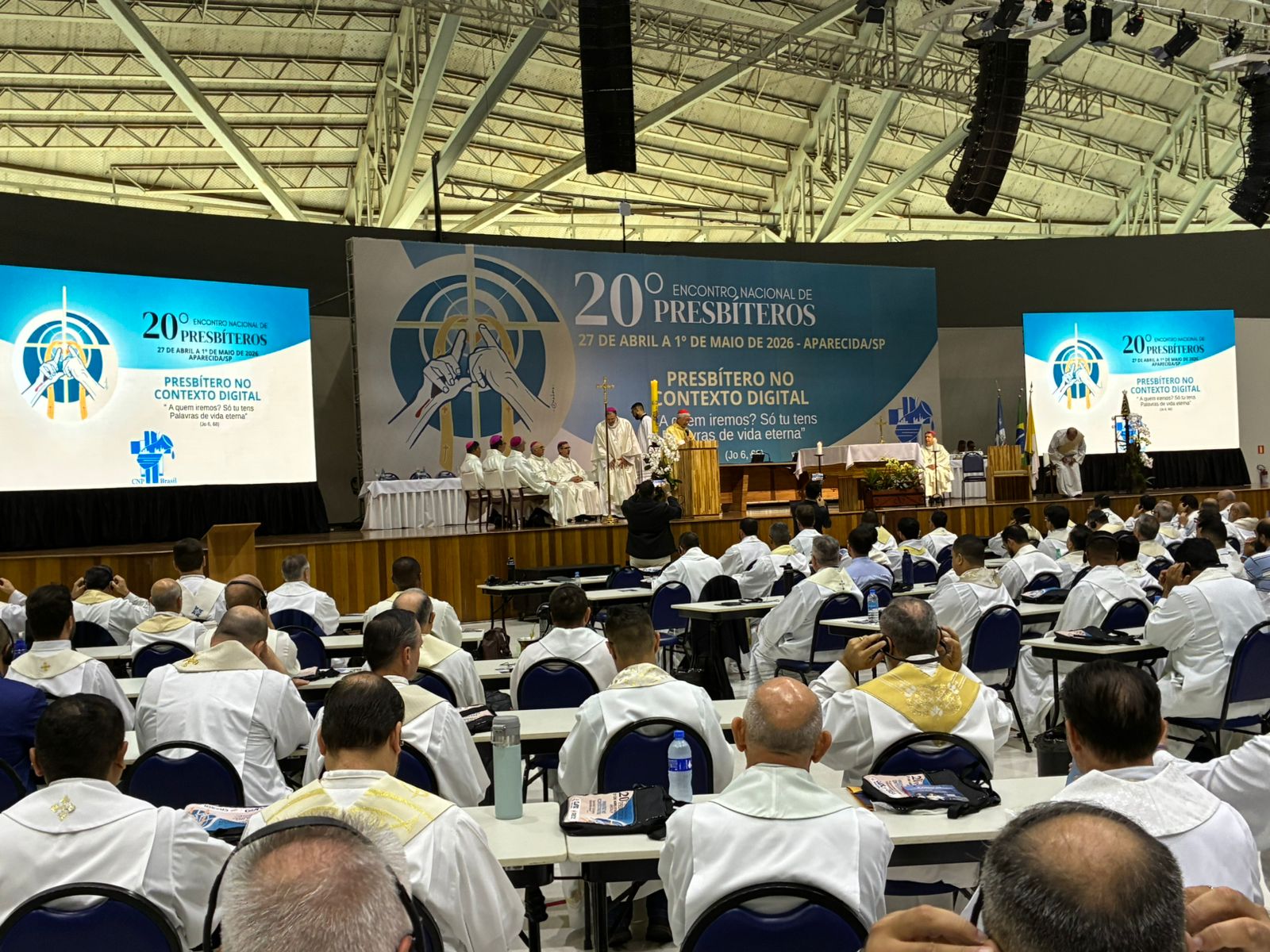 Presbíteros da Arquidiocese de Porto Alegre participam de encontro nacional em Aparecida 