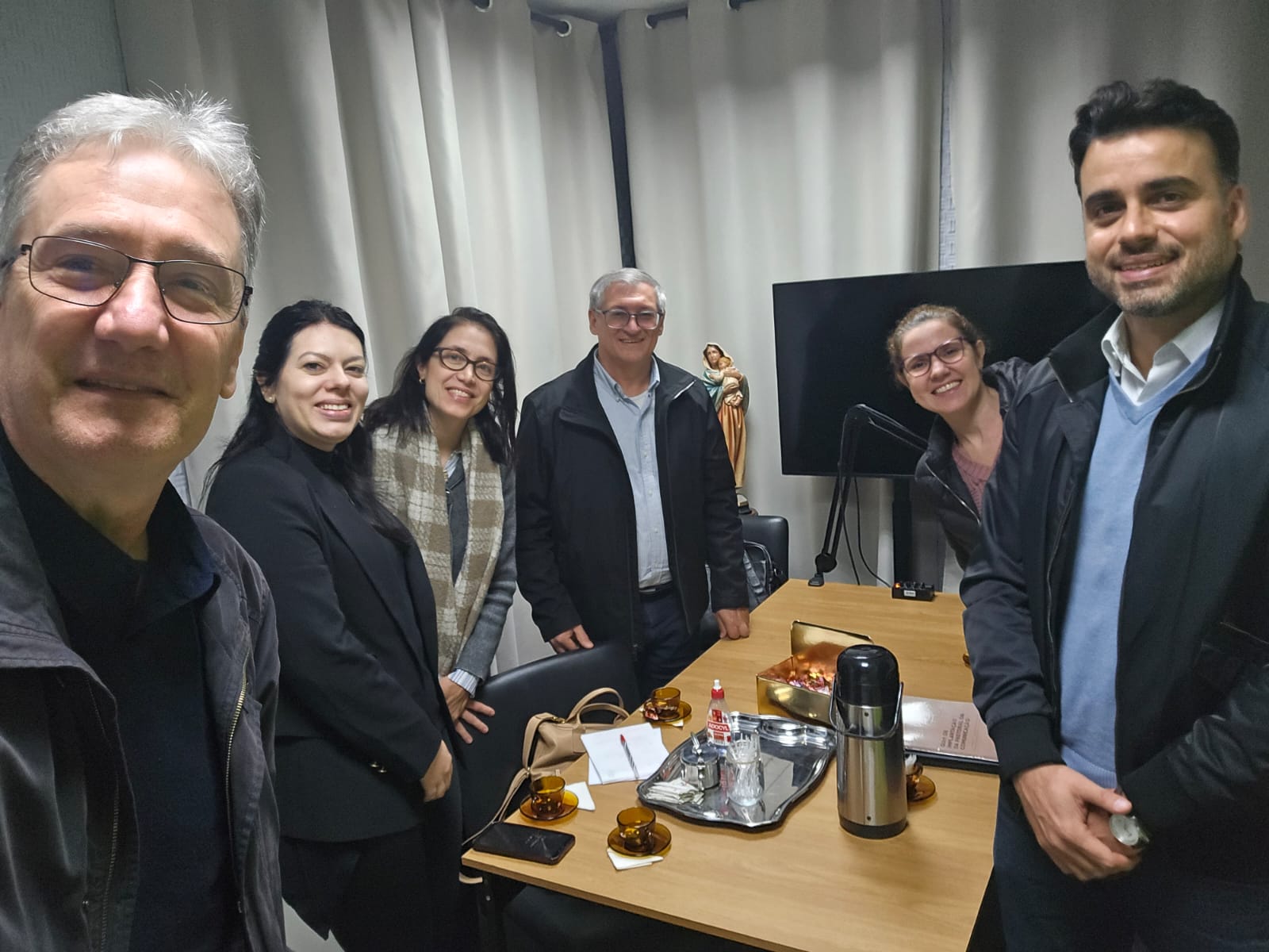 Pascom da Paróquia São José da Vila Nova visita a Comunicação Arquidiocesana