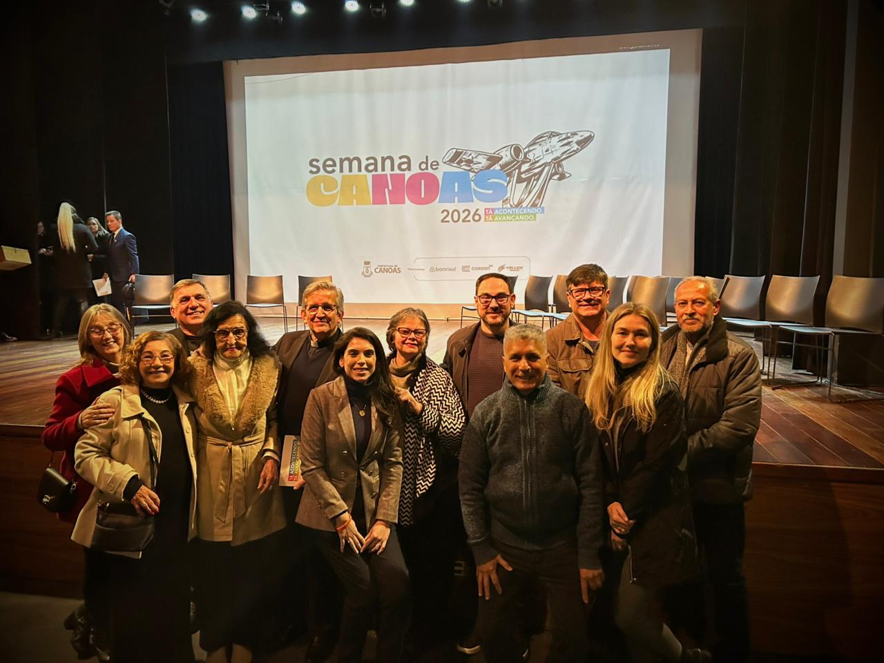 Padre Cásar Leandro Padilha recebe Medalha Pinto Bandeira em Canoas