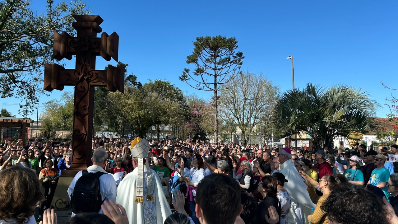 Romaria Vocacional reúne cerca de 1,3 mil pessoas na Festa da Luz, em Gravataí
