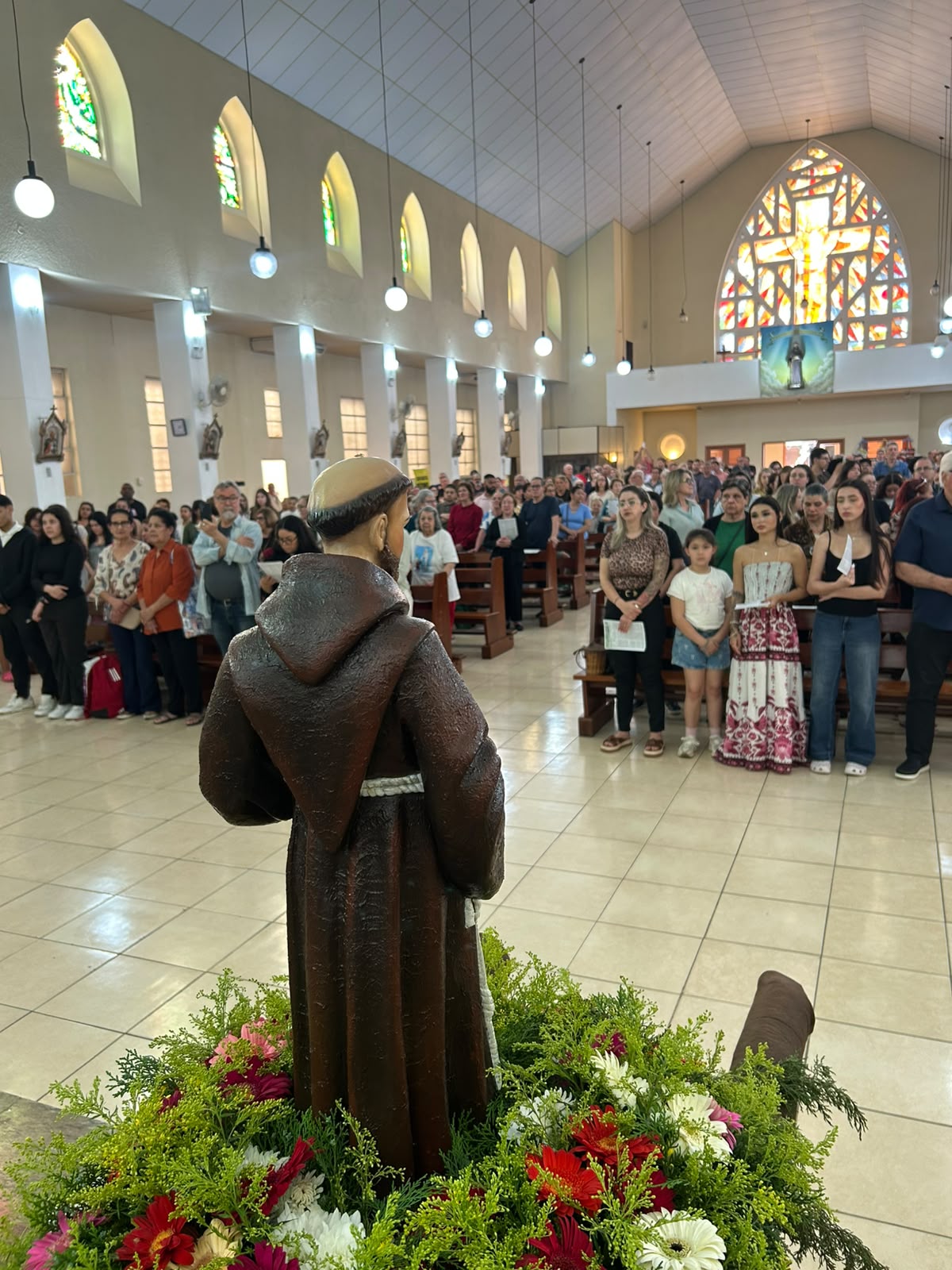 Paróquia São Francisco de Assis celebra 95 anos com participação inédita de pessoas privadas de liberdade
