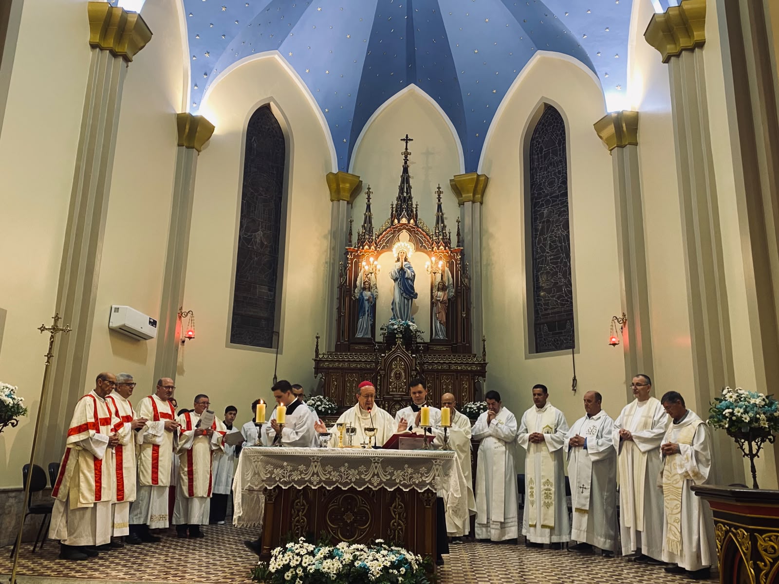 Paróquia Imaculada Conceição de Canoas celebra Solenidade de Dedicação da Igreja após restauração