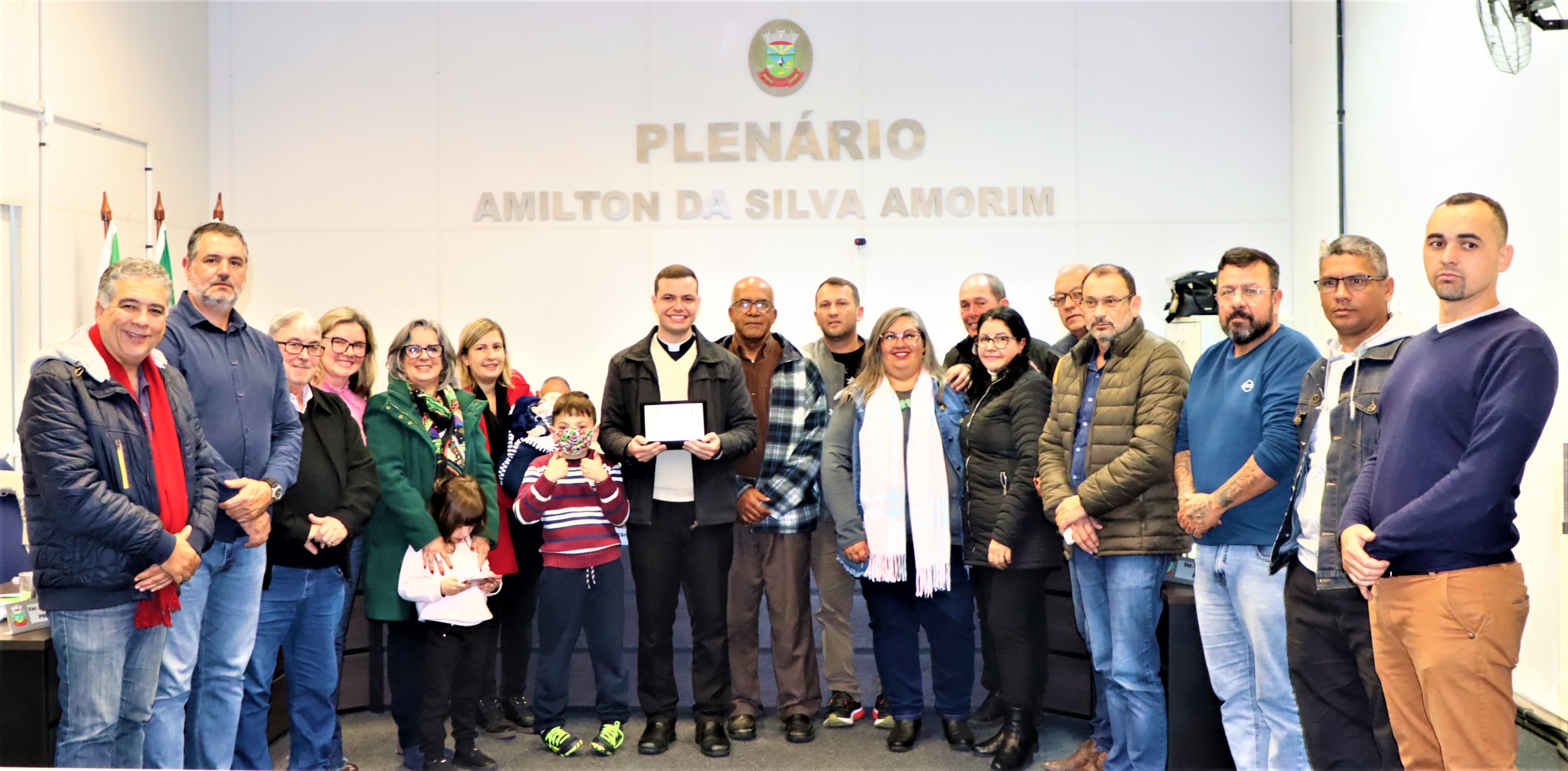 Pe. Danton Pereira é homenageado pela Câmara Municipal de Nova Santa Rita